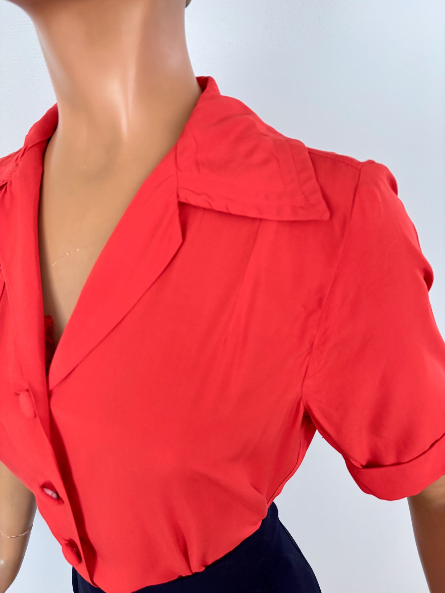 M | 1940s/50s Style Red Rayon Blouse