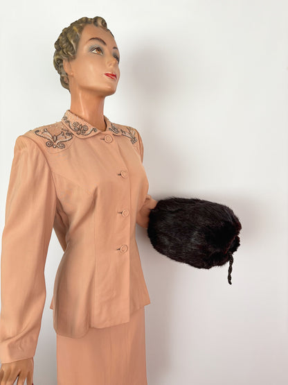 1940s/1950s Dark Brown Mink Fur Muff With Braided Strap