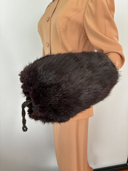 1940s/1950s Dark Brown Mink Fur Muff With Braided Strap