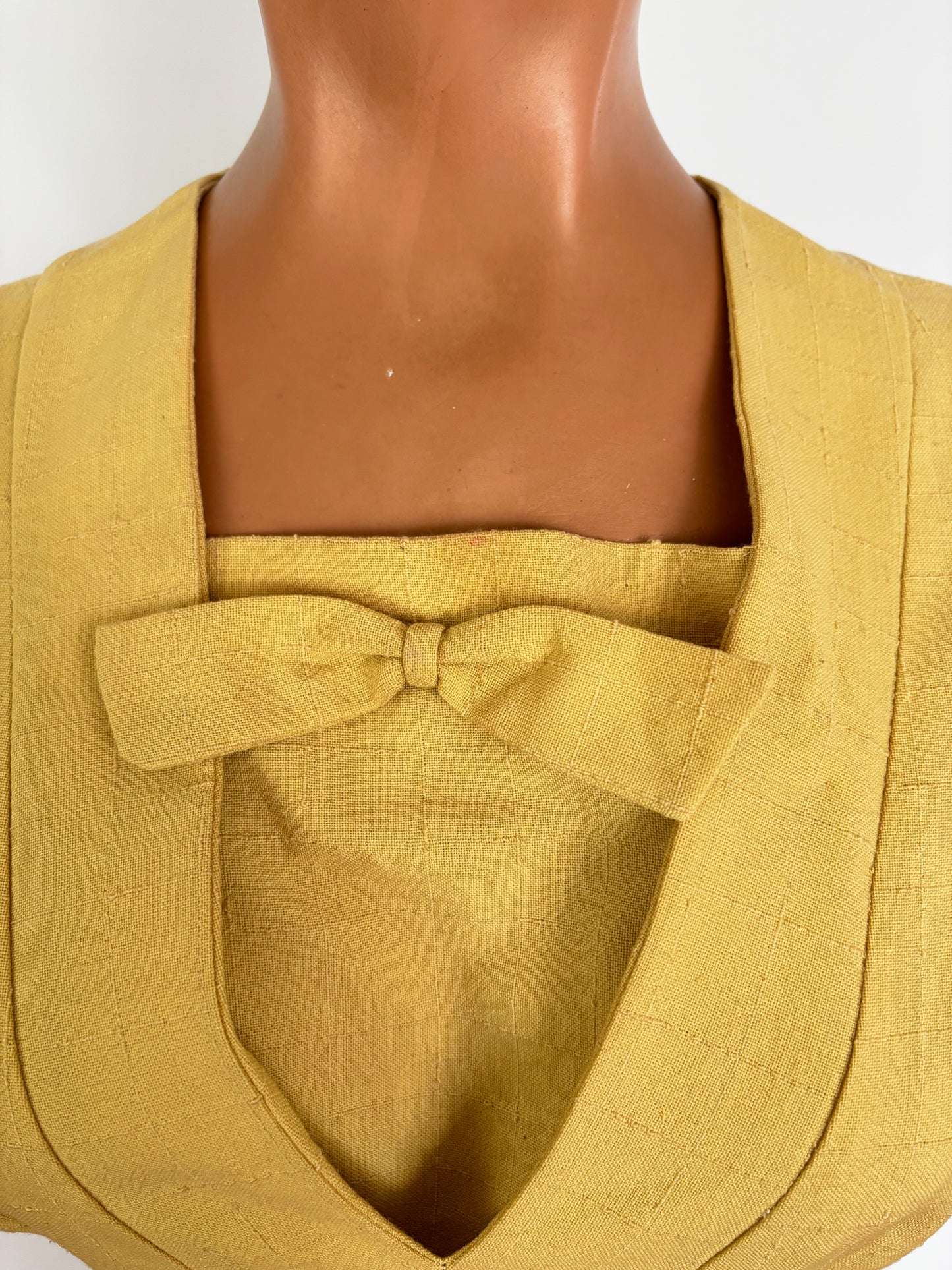 XS | 1950s Mustard Yellow Dress with Deep V Neckline