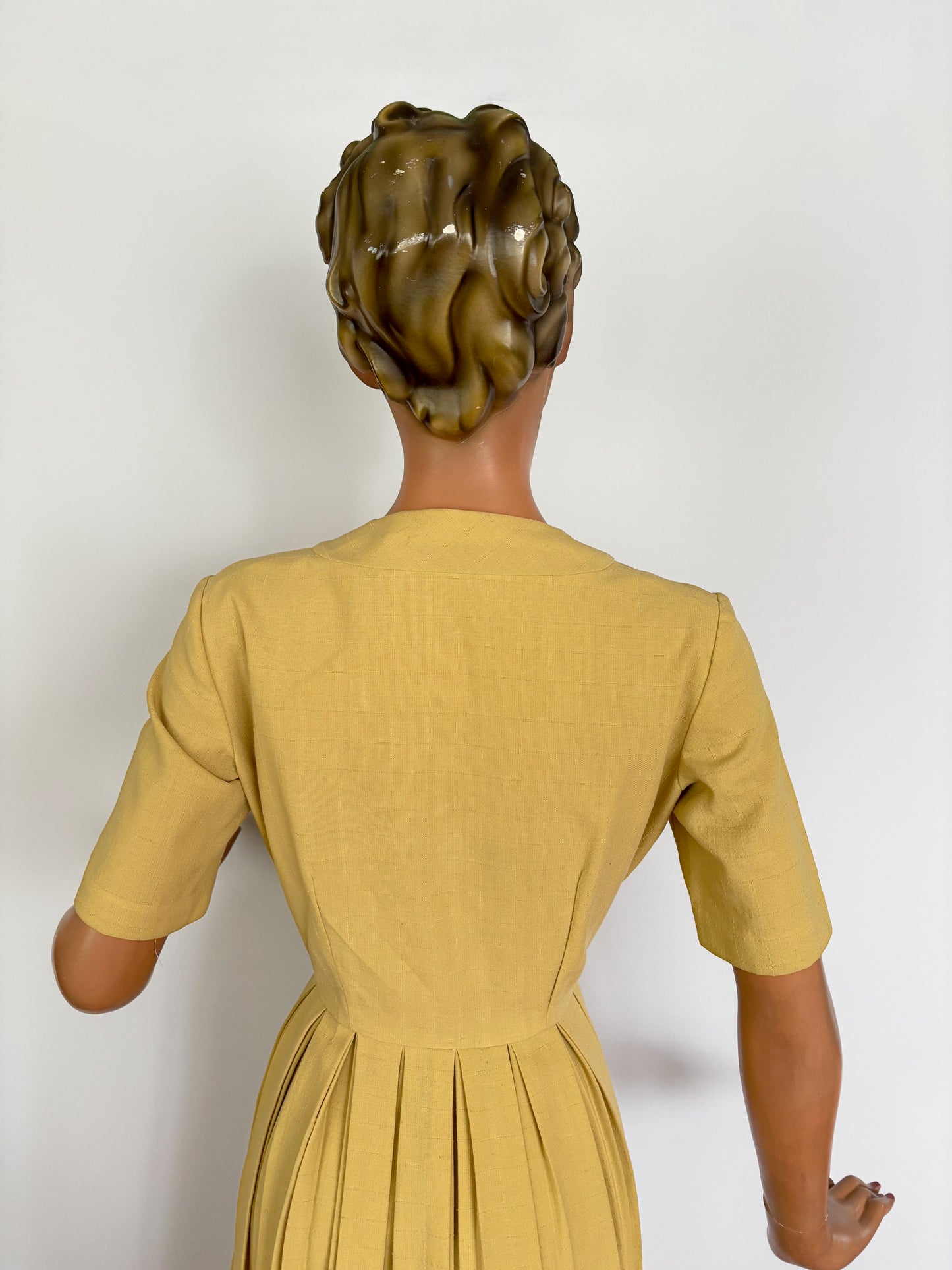 XS | 1950s Mustard Yellow Dress with Deep V Neckline