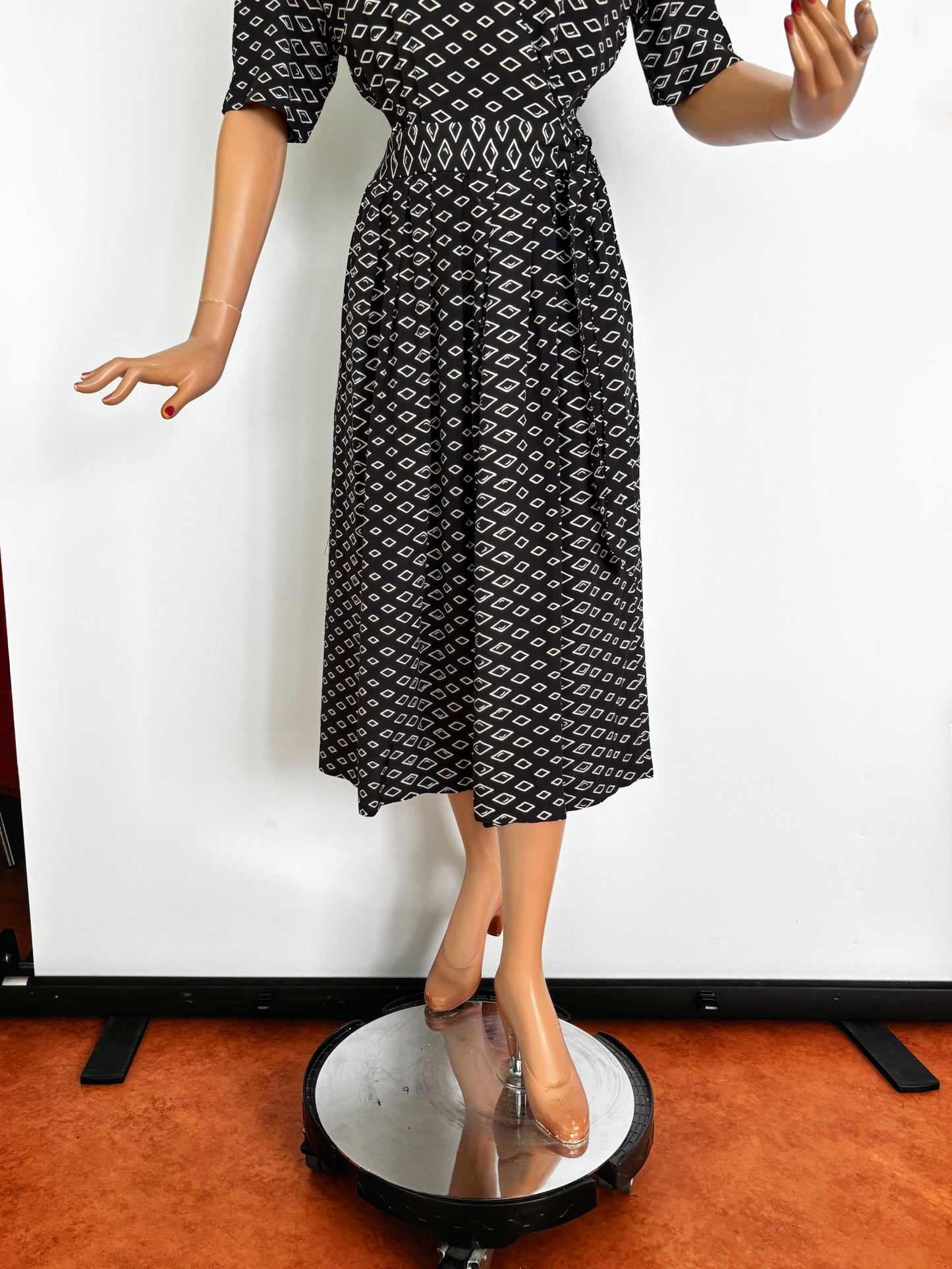 L | 1940s Style Black and White Wrap Dress With Diamond Print