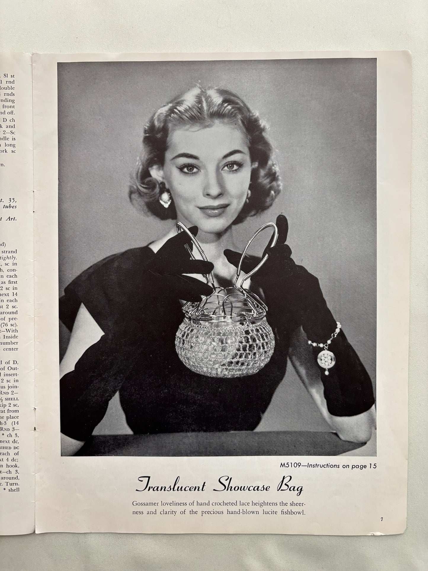 1952 Hiawatha Bags Crochet Pattern Booklet No. 111