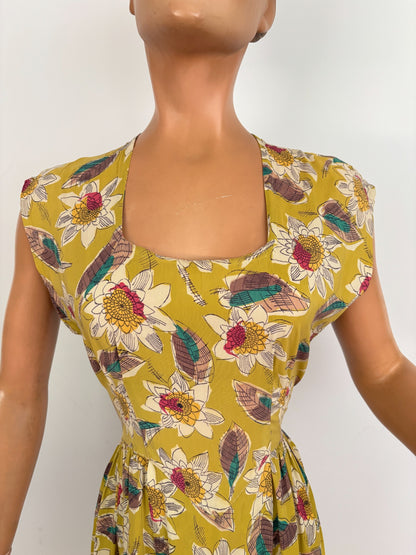 XS | 1940s Mustard Green Rayon Floral Dress