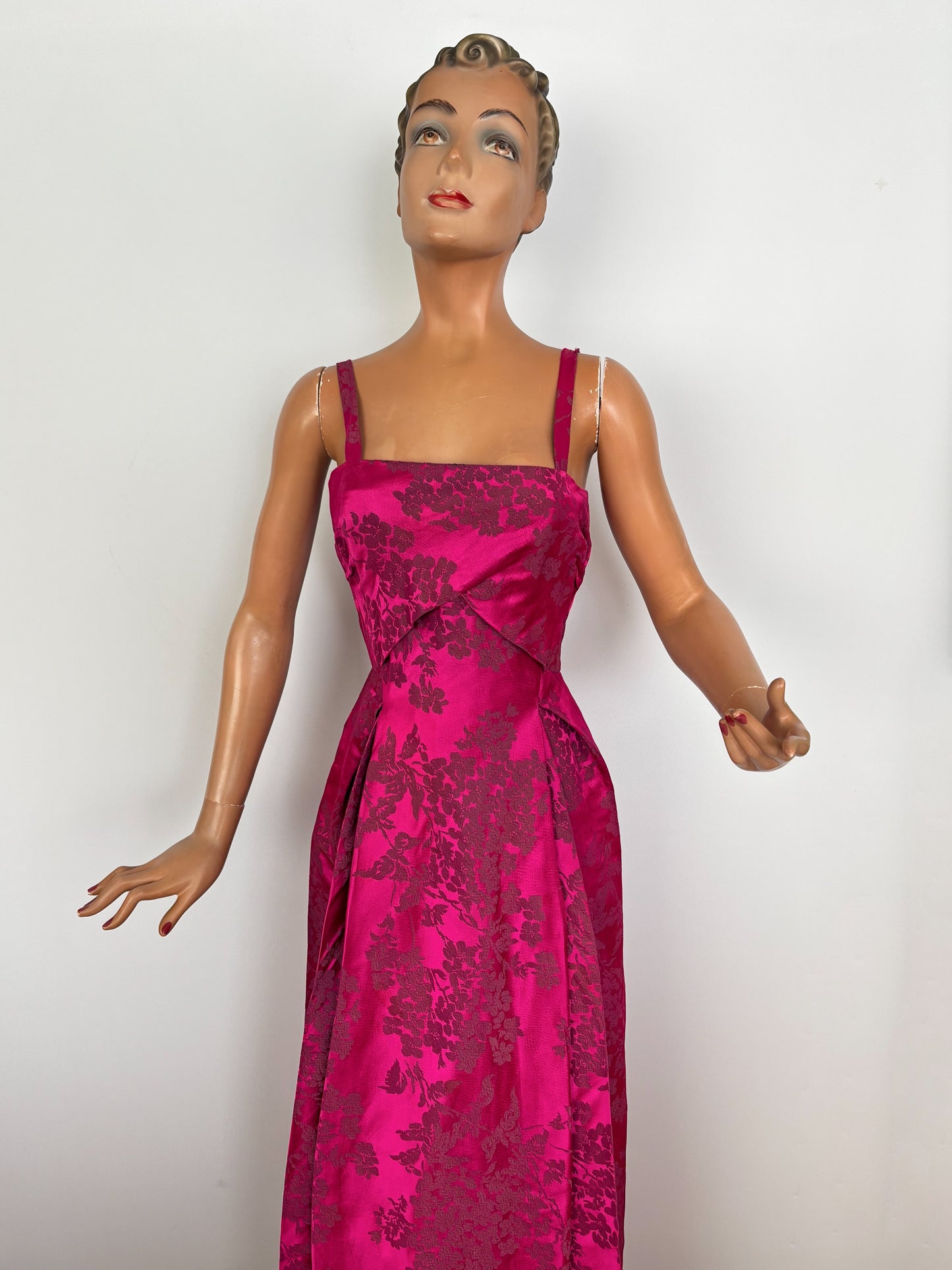 S | 1950s Fuchsia Brocade Evening Dress