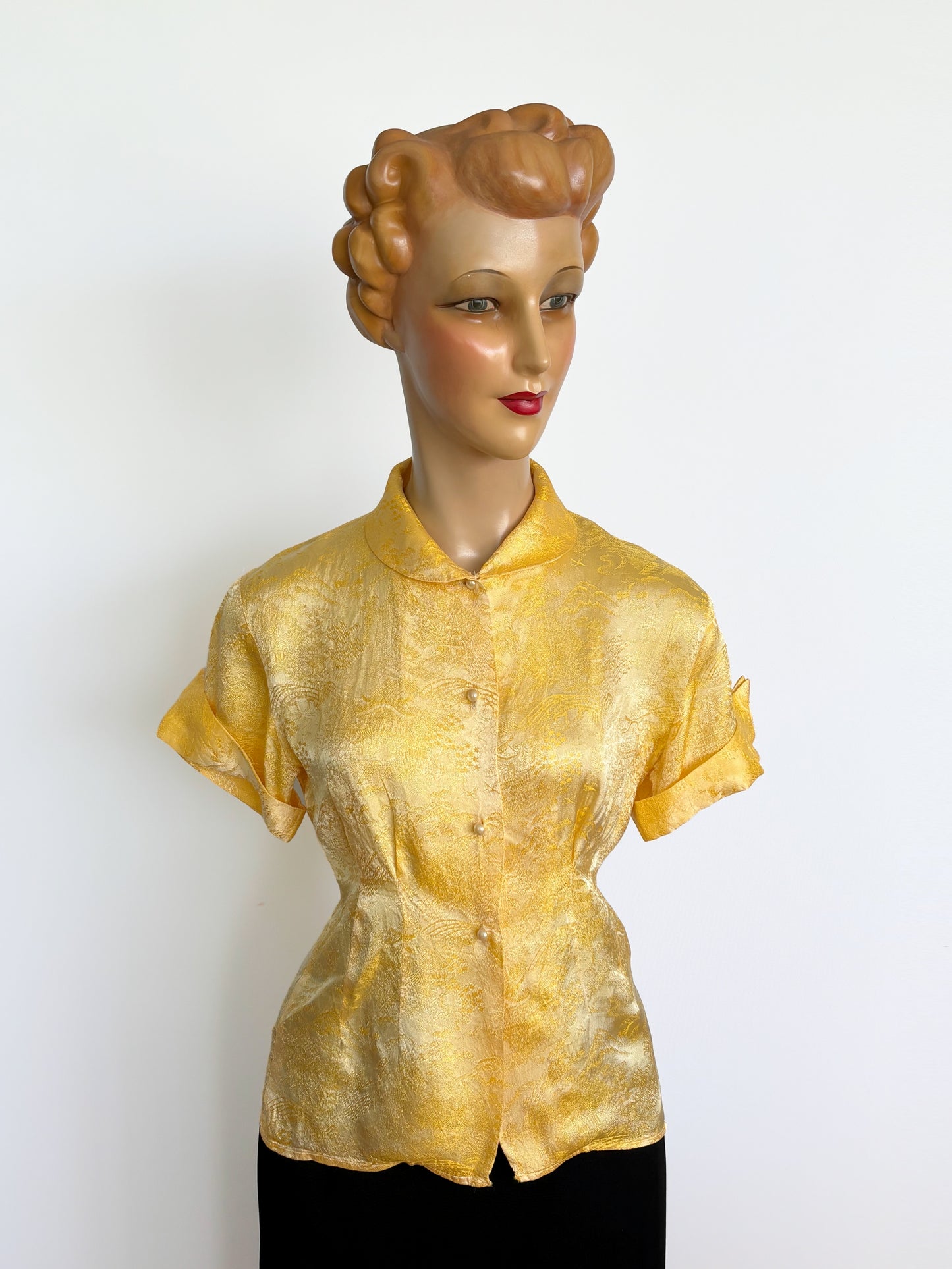 1950s/60s Yellow Gold Asian Style Brocade Blouse | Size Small/Medium