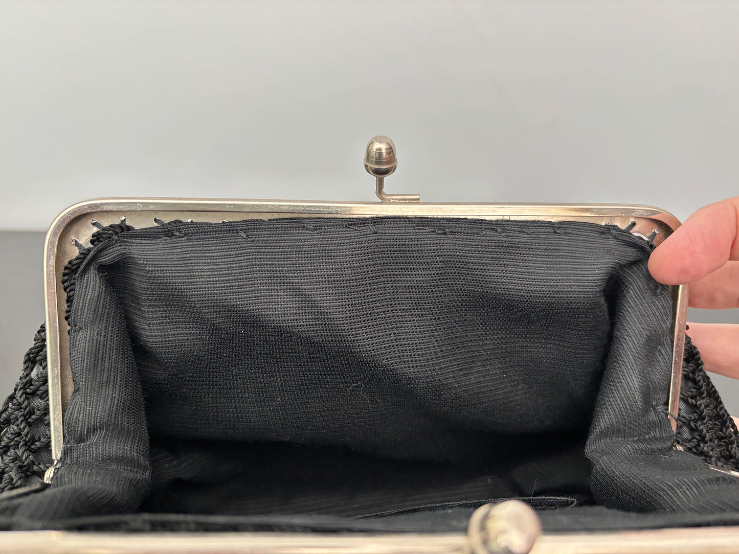 1950s Black Crochet Handbag with Brown Plastic Handle