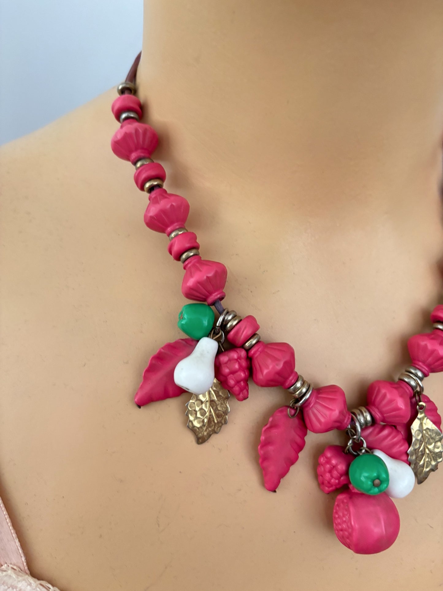1940s/50s Raspberry Pink Fruit Novelty Necklace