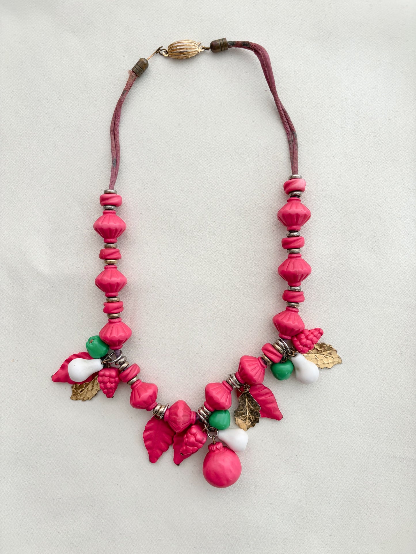 1940s/50s Raspberry Pink Fruit Novelty Necklace