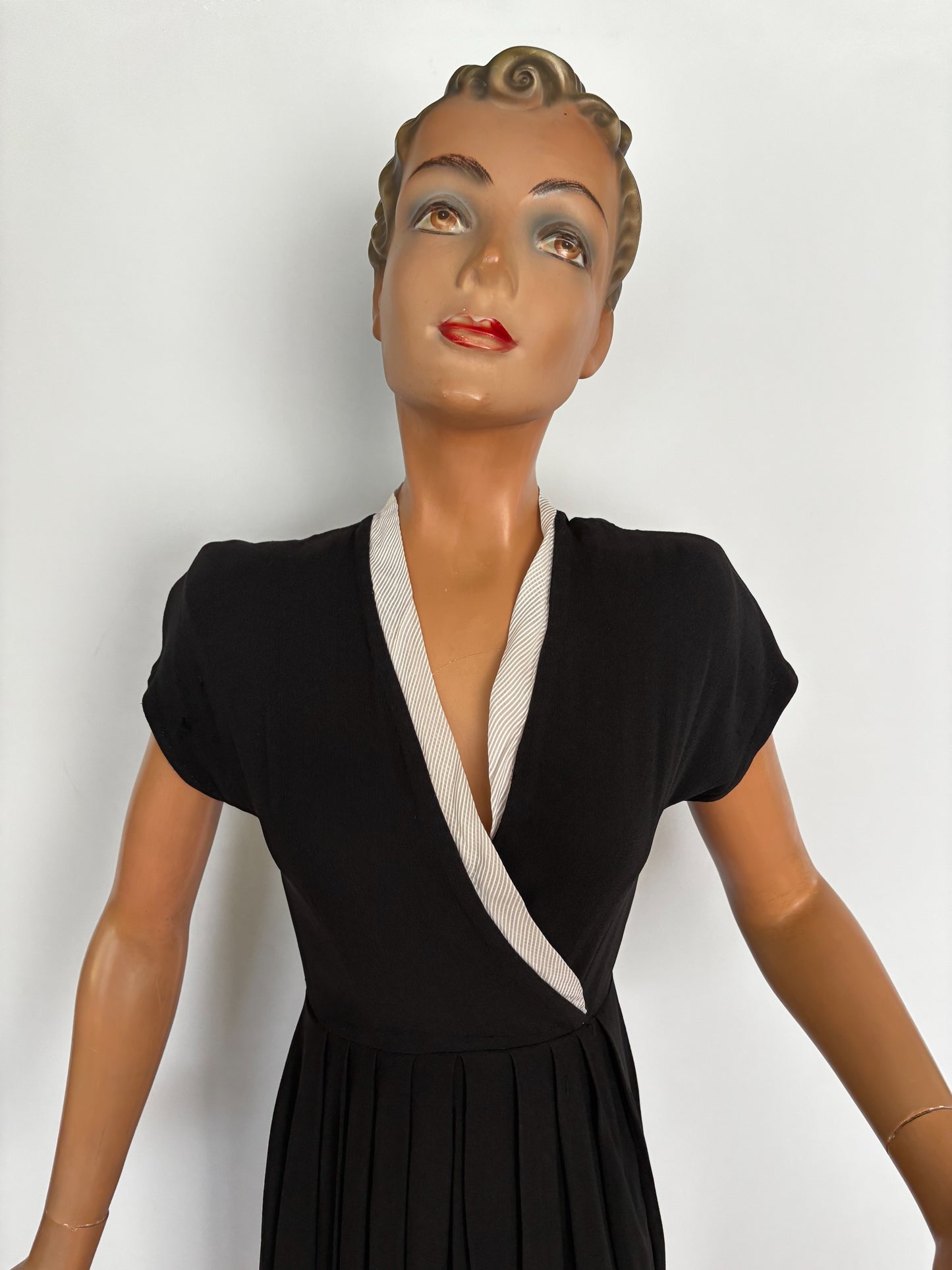 XXS/XS | 1930s/1940s Black Crepe Dress With White Organza Trim