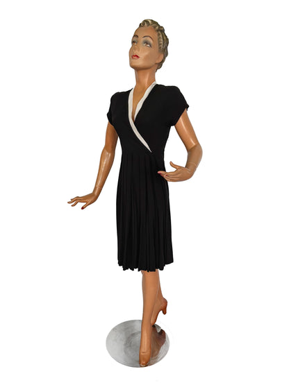 XXS/XS | 1930s/1940s Black Crepe Dress With White Organza Trim