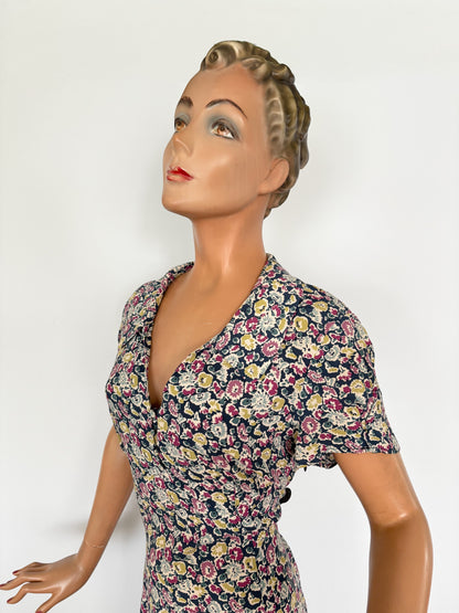 XL | 1940s Crepe Dress With Floral Print