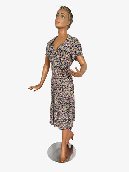 XL | 1940s Crepe Dress With Floral Print