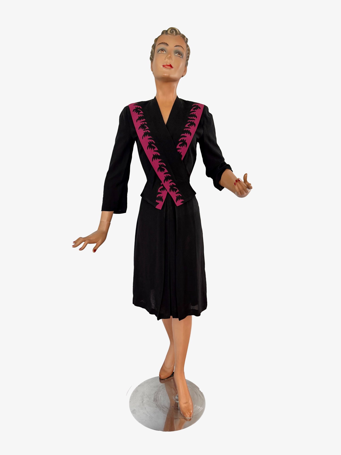 S | 1940s Black Crepe Dress With Deep Pink Cut-Out Appliqué