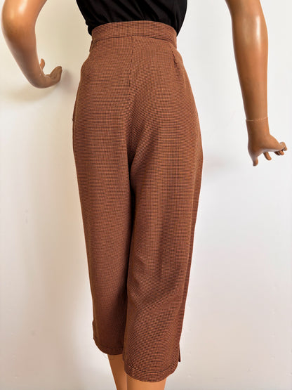S | 1950s Style High Waisted Wool Capri Pants