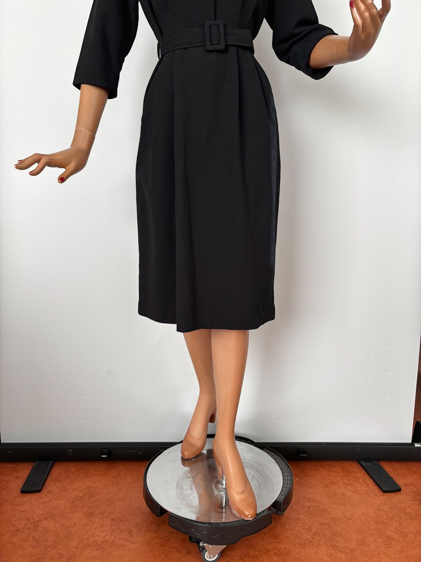 M | 1950s / 1960s Black Wool Dress by Saxia With Revere Collar