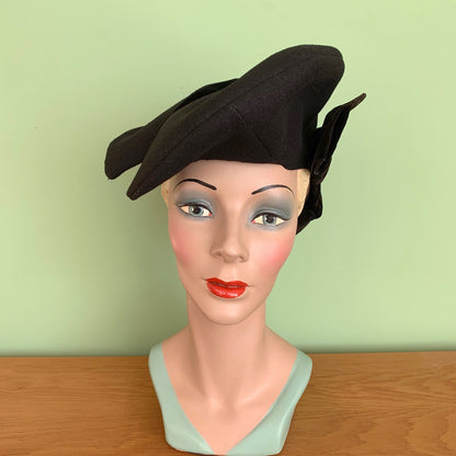 1930s Tilted Beret