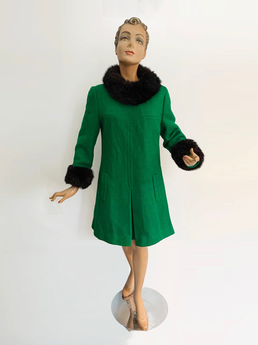 1960s Apple Green Modern Deb Coat | Size Medium