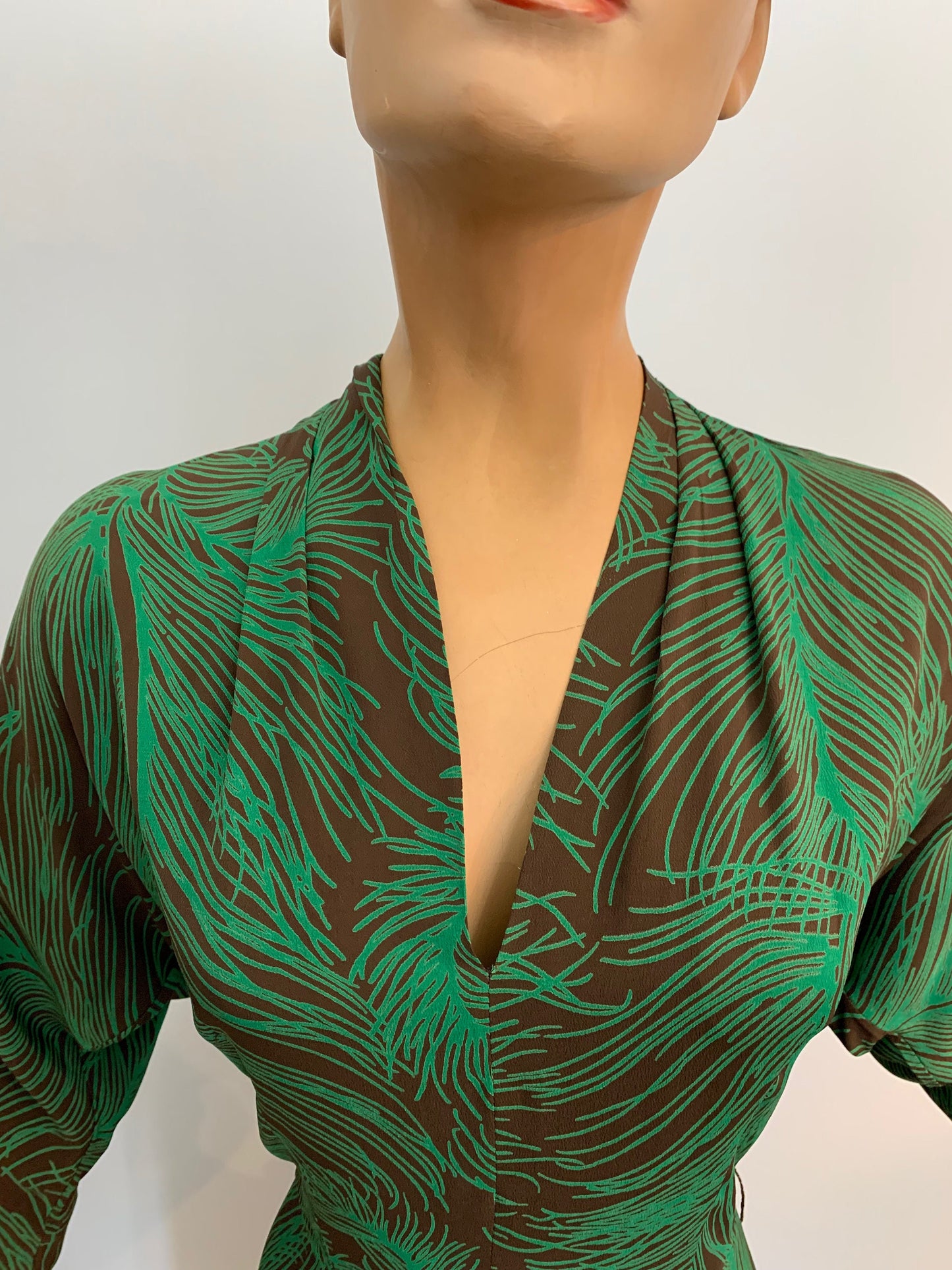 S/M | 1930s Peacock Feather Print Dress