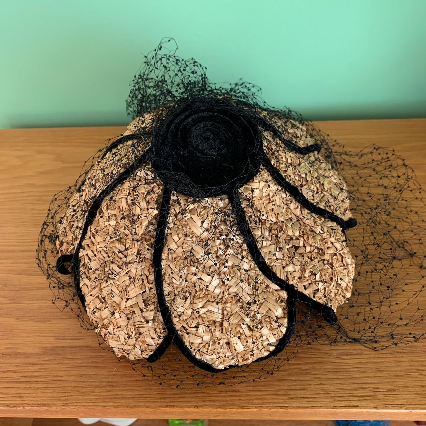 1940s/1950s Straw Petal Hat