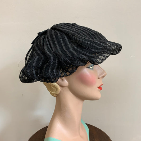 Vintage 1950s / 1960s Black Tulle Lace Hat