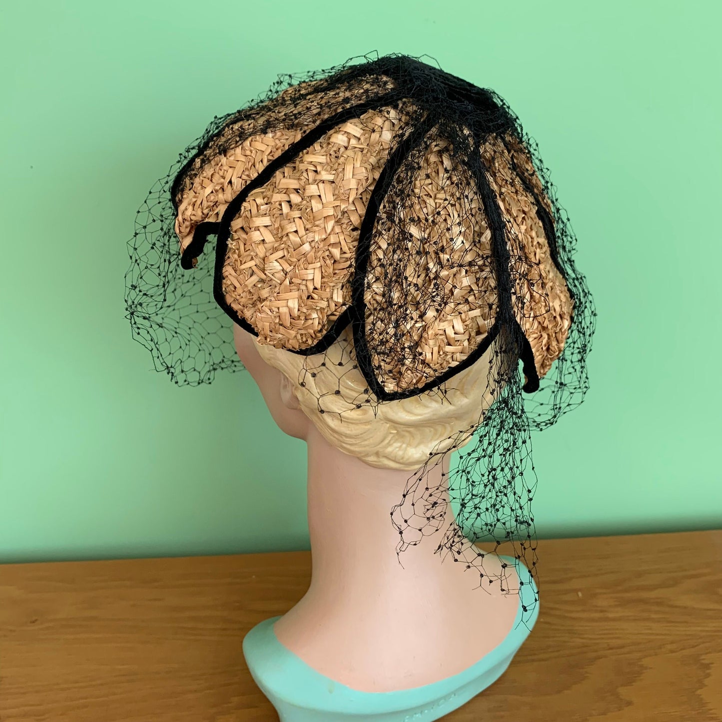 1940s/1950s Straw Petal Hat