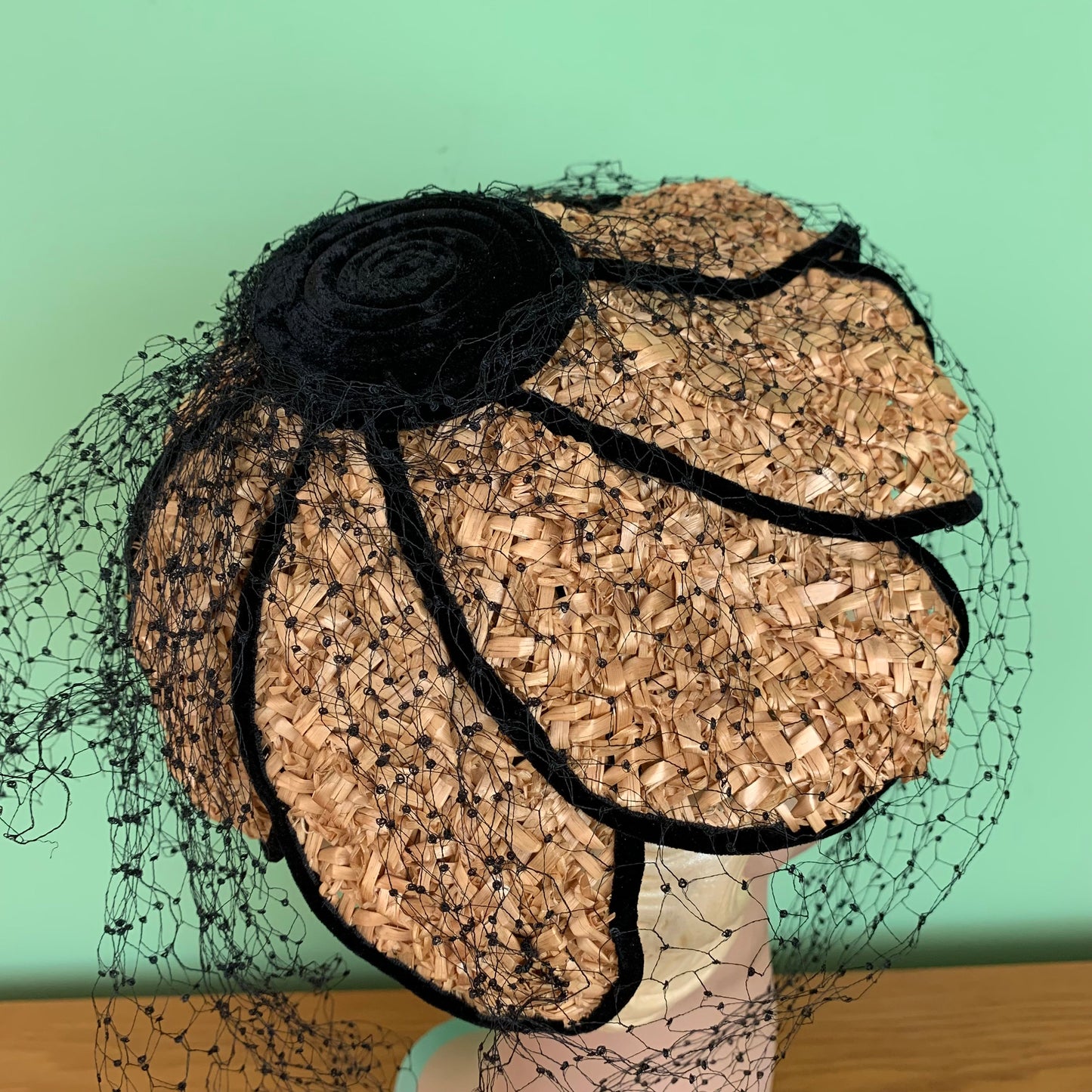 1940s/1950s Straw Petal Hat