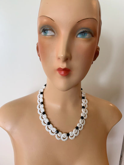 Vintage 1950s Black & White Plastic Necklace