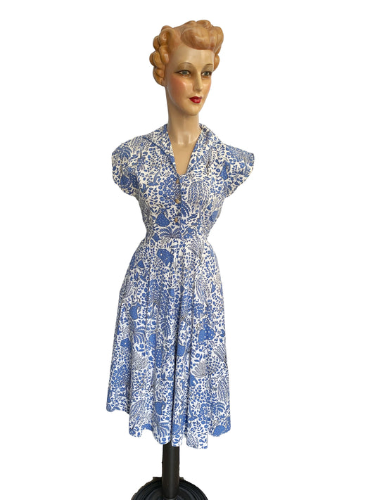 1940s/1950s Cotton Novelty Print Dress | Size Small/Medium